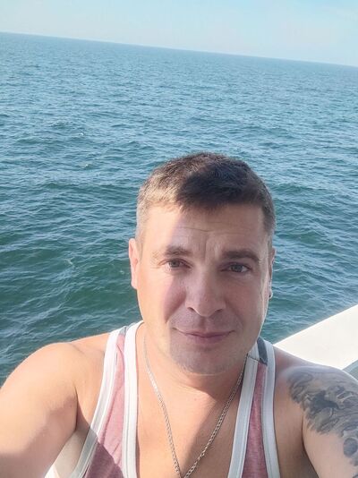  ,   Sergei, 39 ,   ,   