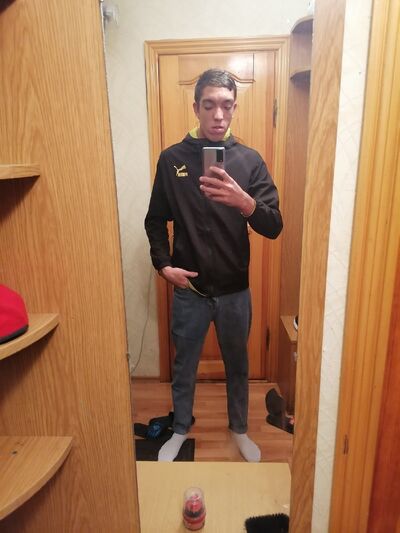  ,   Pavel, 26 ,   ,   , c , 