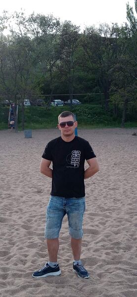  ,   Andrei, 38 ,   ,   