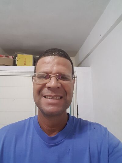  ,   Francisco, 44 ,   ,   