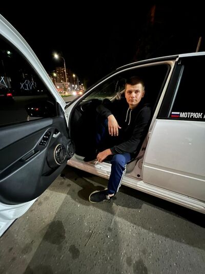  ,   Aleksandr, 28 ,   ,   