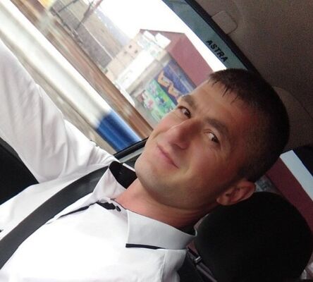  ,   Harut, 40 ,   ,   