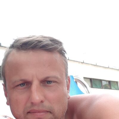  ,   Slawik, 39 ,   