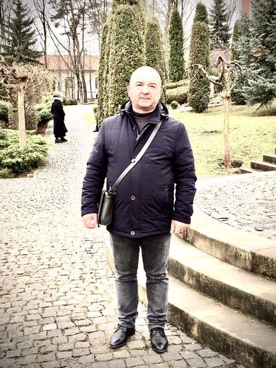  ,   Petru, 52 ,   ,   