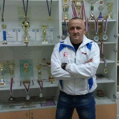  ,   Veroljub, 53 ,   ,   