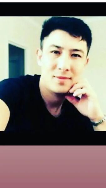  ,   Ali, 32 ,   ,   