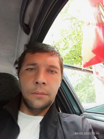  ,   Adam, 36 ,   ,   