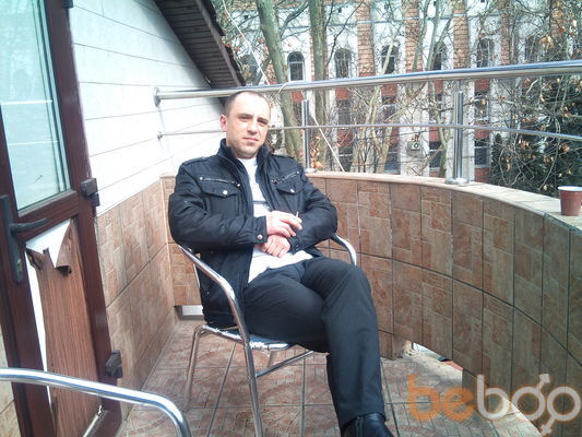  ,   Grecu, 40 ,  