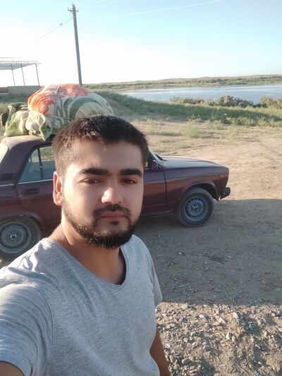  ,   Bexruz, 32 ,   ,   , c , 