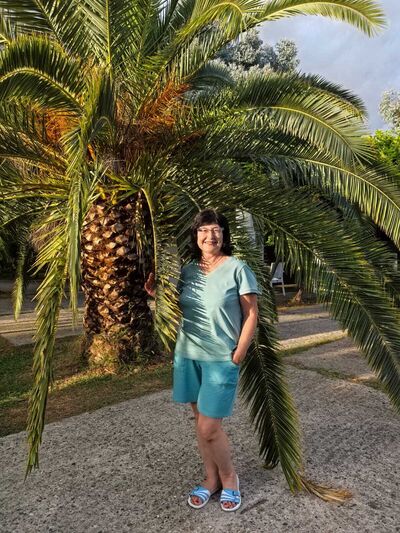  ,   Irina, 64 ,   ,   , c , 