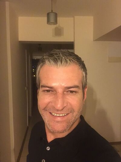  ,   Ali, 44 ,   ,   