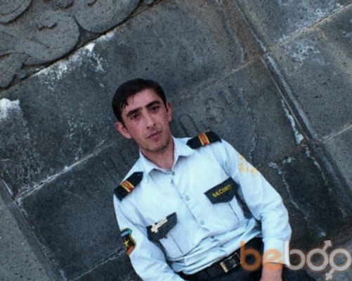  ,   ARTUR, 42 ,   