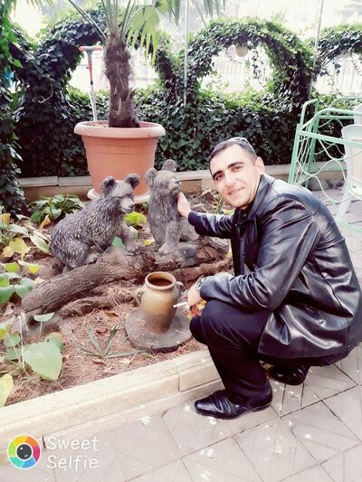  ,   GARIK, 37 ,   