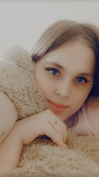  ,   Anastasia, 25 ,   c 