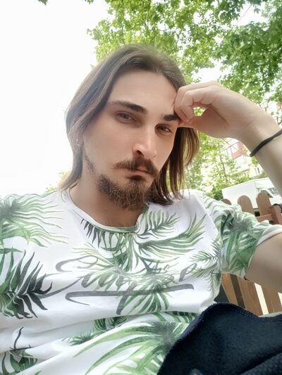  ,   Andrei, 28 ,   ,   