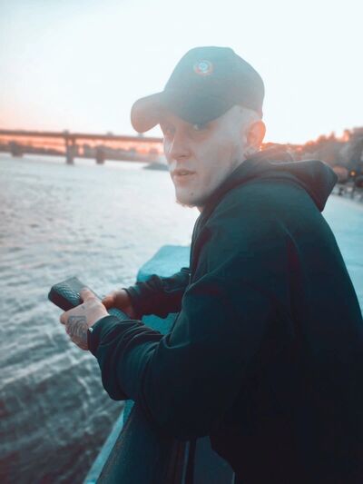  ,   , 24 ,   