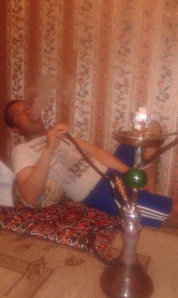  ,   Oleg, 39 ,   