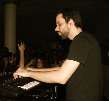  ,   Altinoran, 51 ,   ,   