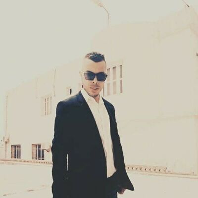  Algiers,   Rafik, 32 ,   ,   , c 