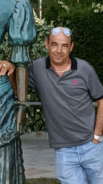  --,   , 48 ,  