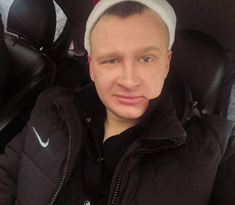  -,   Pavel, 33 ,   c 