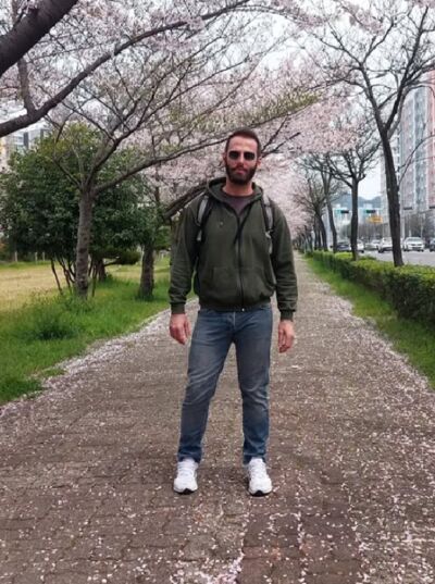  ,   Artyr, 38 ,   