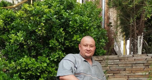  ,   Chmedwed, 52 ,     , c 