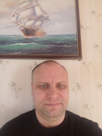 ,   Vadim, 48 ,  