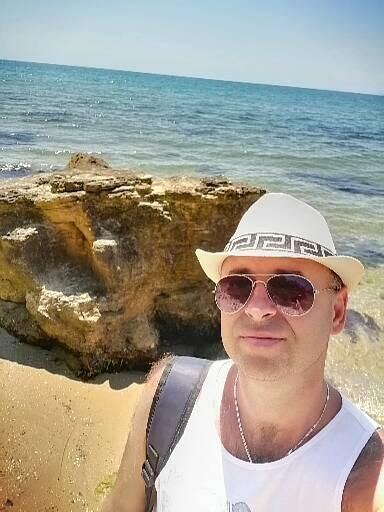  28956663  Konstantin, 45 ,    