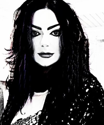  -,   SELENA, 49 ,   c , 