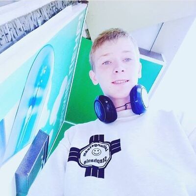  ,   Andrei, 27 ,   ,   , c , 