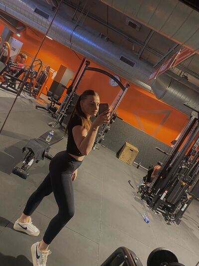  Dordrecht,   Julia, 25 ,   ,   