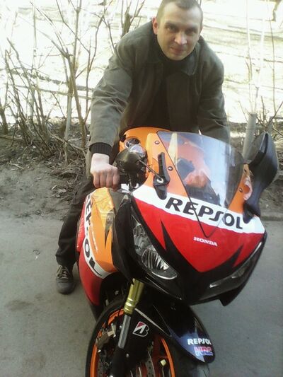  ,   Pavel, 48 ,   , 
