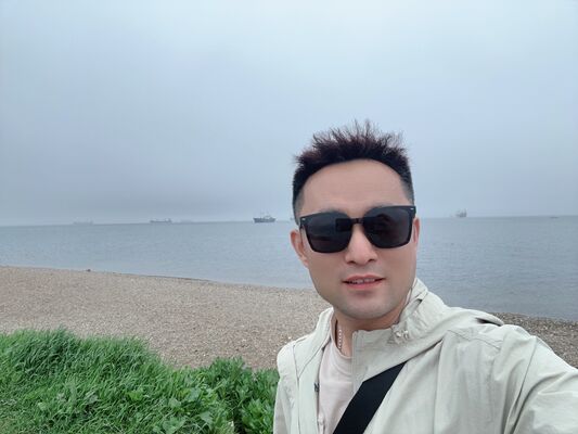  Tongzhou,   Peter, 39 ,   ,   