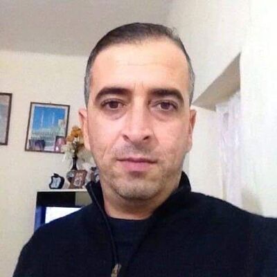  ,   Amir, 44 ,   ,   