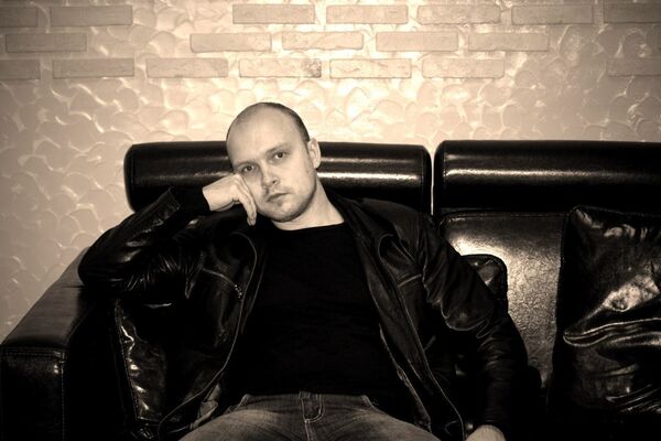  ,   ANDREW, 42 ,   