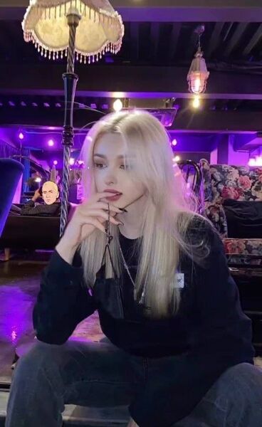  -,   , 28 ,   