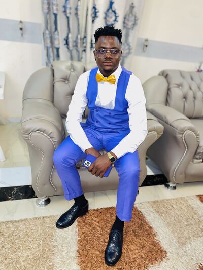  ,   Chris, 27 ,   ,   , c 