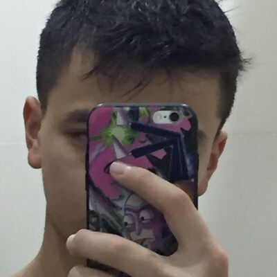  ,   Artur, 22 ,   ,   