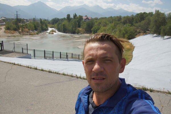  ,   Artyom, 47 ,     , c 