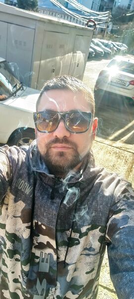  ,   Melik, 38 ,   ,   