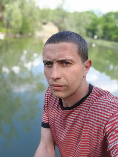  ,   Vanea, 32 ,   c 