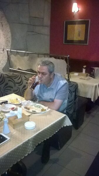  ,   Armen, 60 ,  
