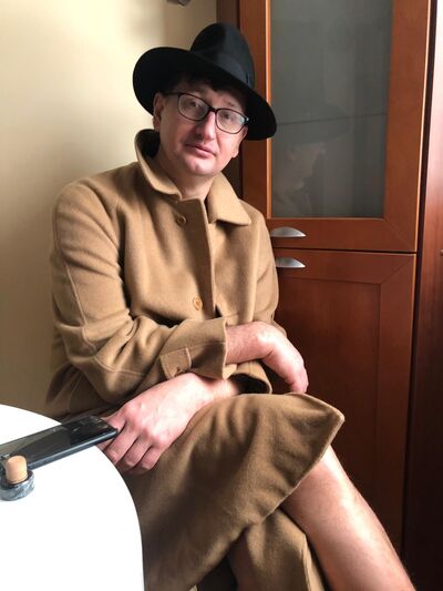  ,   Oskars, 52 ,   ,   