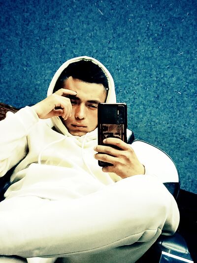  -,   Lukaz, 24 ,   ,   