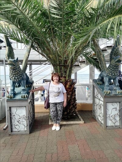  ,   Marina, 63 ,   c , 