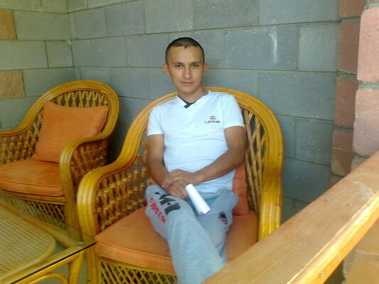 ,   Chika, 34 ,   