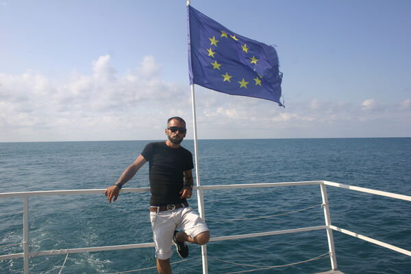  ,   Artur, 39 ,   ,   , c 