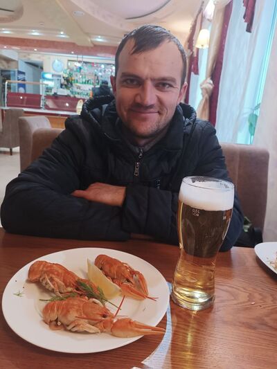  ,   Alexandru, 29 ,   ,   