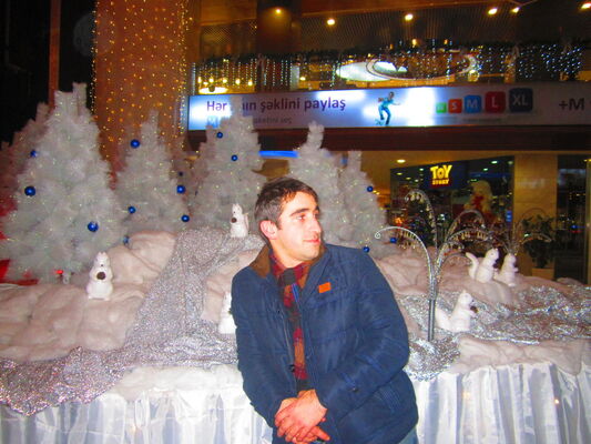  ,   Rasim, 45 ,   